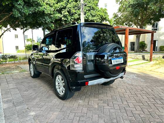 MITSUBISHI PAJERO FULL 3.8 HPE 4X4 V6 24V GASOLINA 2P AUTOMÁTICO